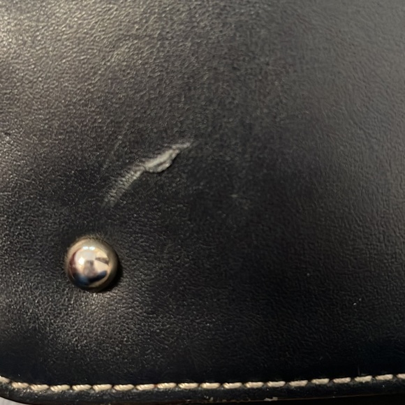 Dooney & Burke black leather purse - Picture 11 of 13